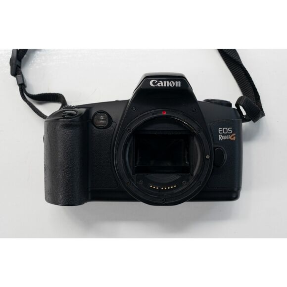 Canon EOS Rebel G 35mm Zoom Film Camera w/ 35-80mm +‎ 100-300mm + Flash - Picture 15 of 16